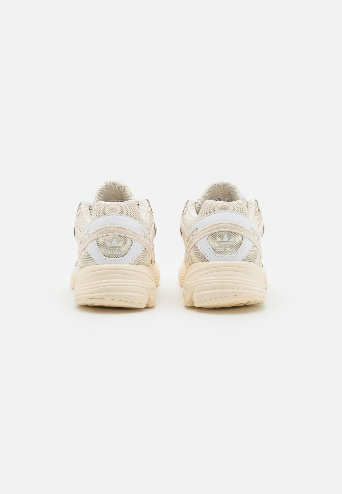 I Adidas Astir GV9200