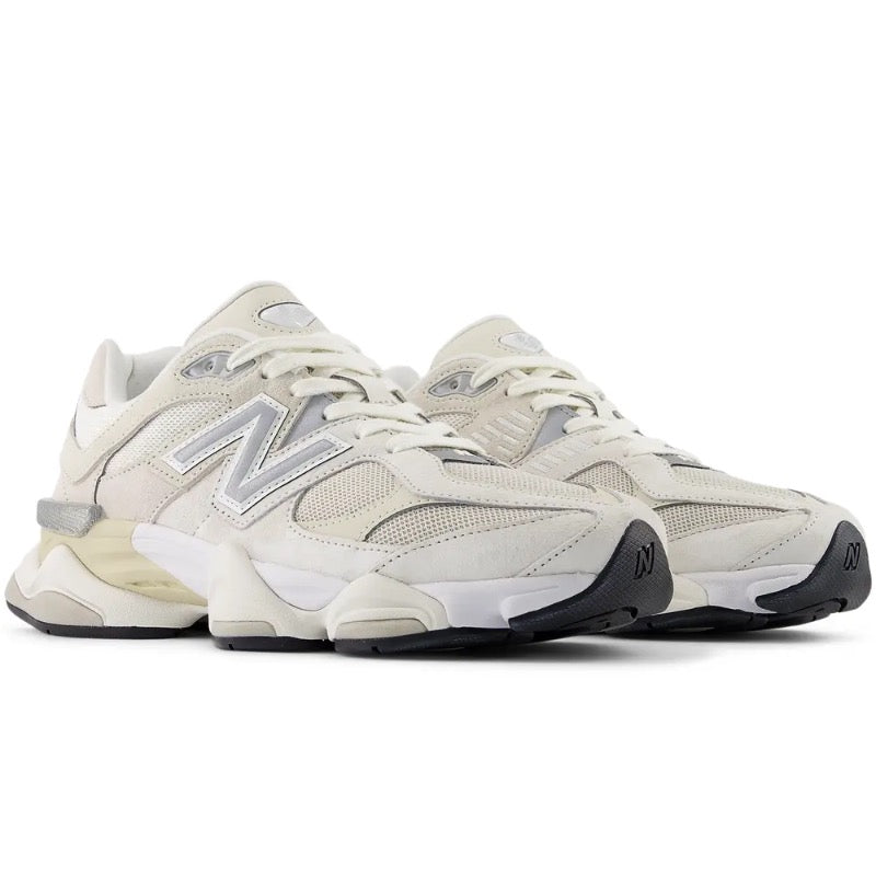 New Balance 9060 Sea Salt Brown