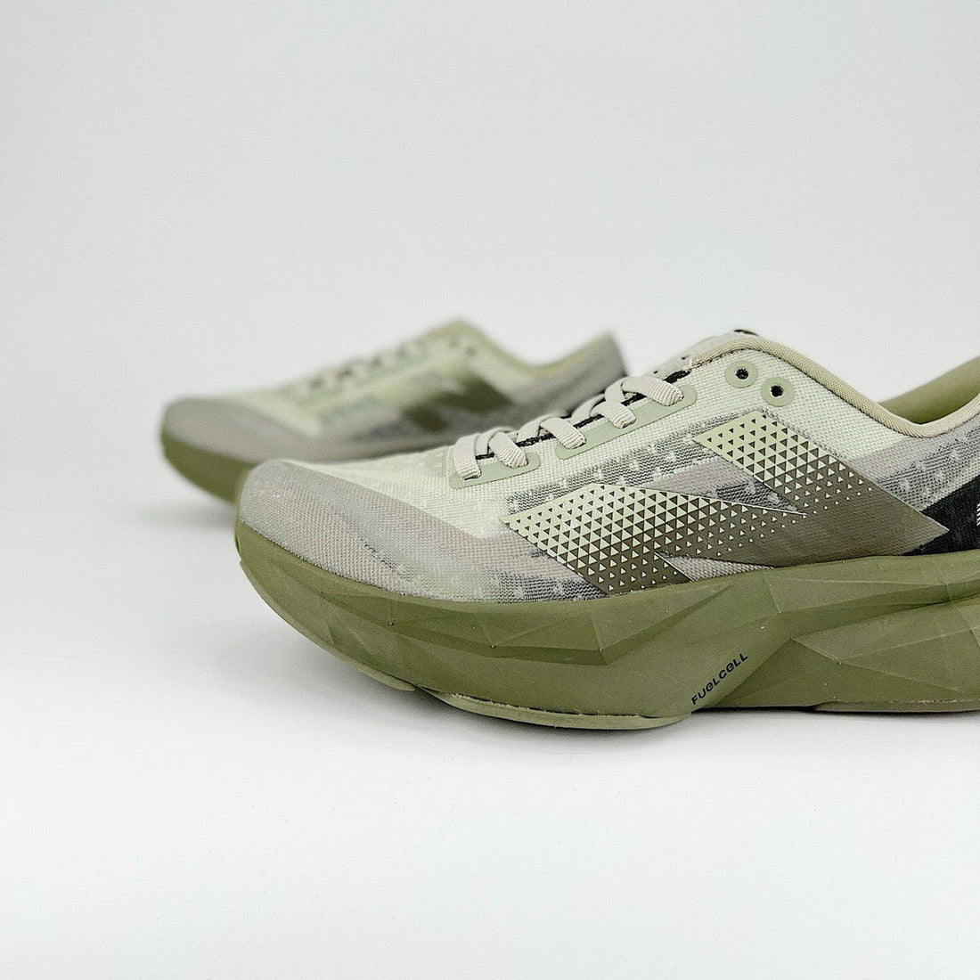 I FuelCell Rebel v4 'Olivine Dark Camo