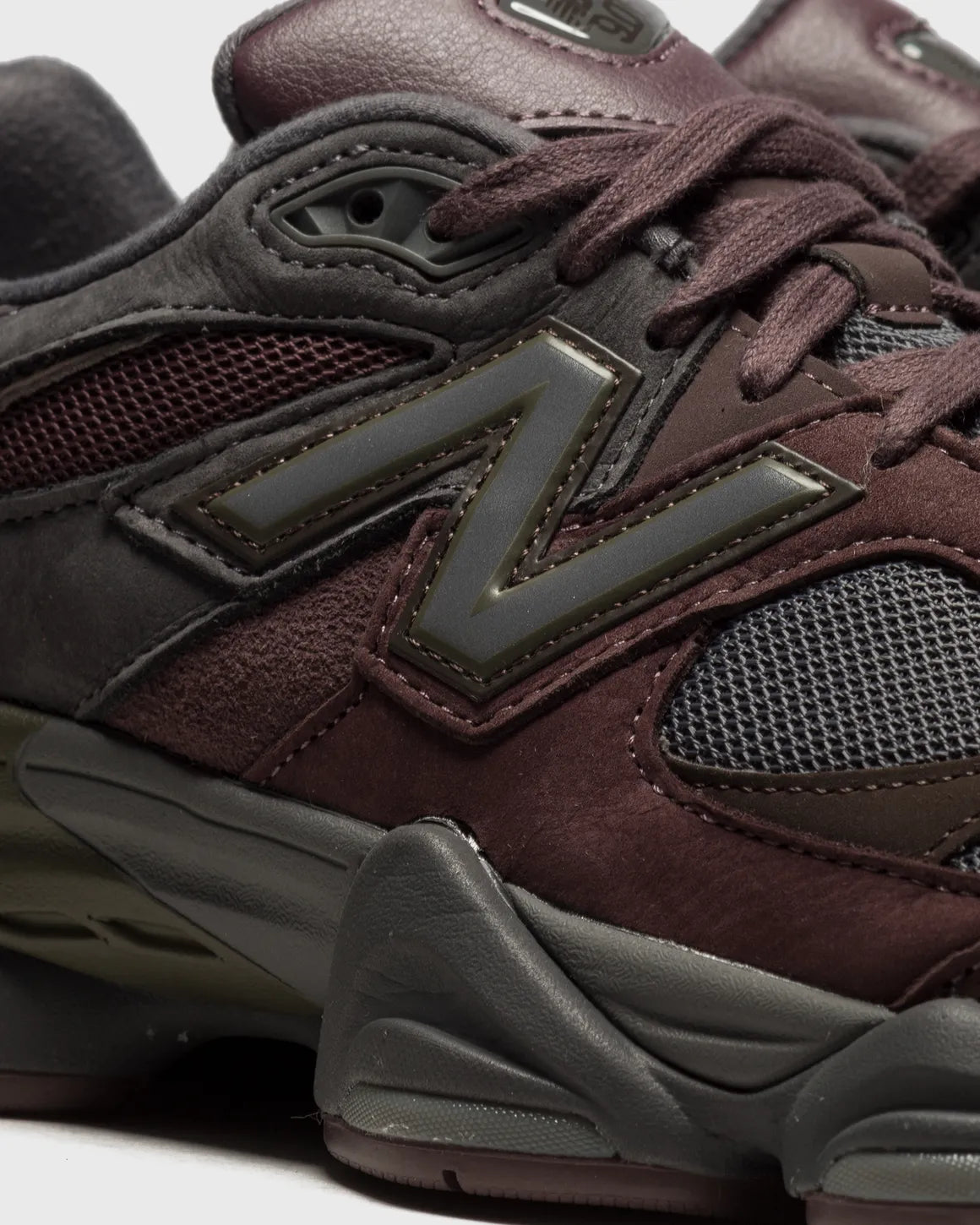 New Balance 9060 Truffle Rich Earth Magnet