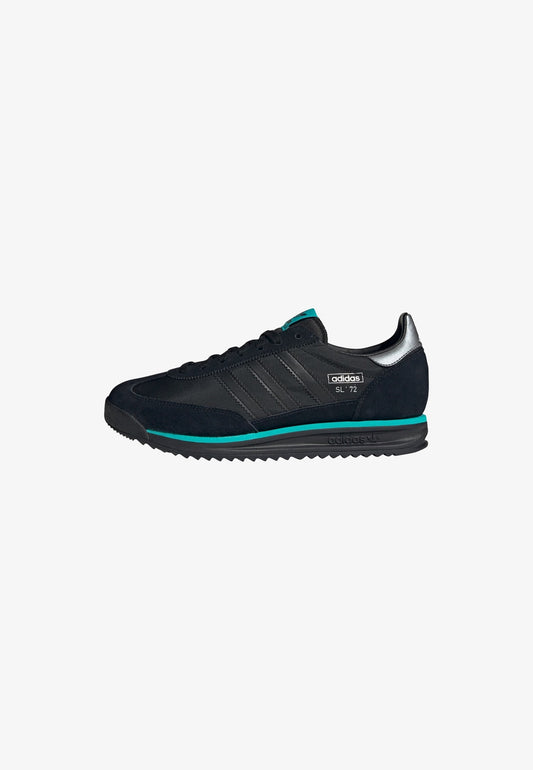 adidas Originals
AMG PETRONAS FORMULA ONE TEAM