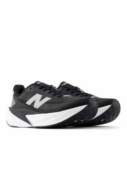 I New Balance
FUELCELL REBEL V5