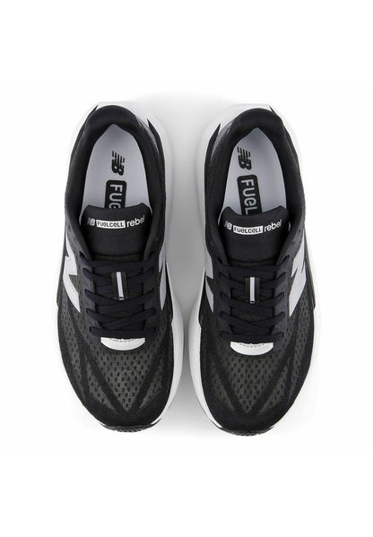 I New Balance
FUELCELL REBEL V5