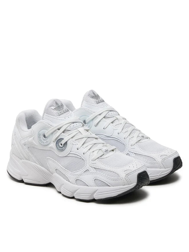 I Adidas Astir IE9887