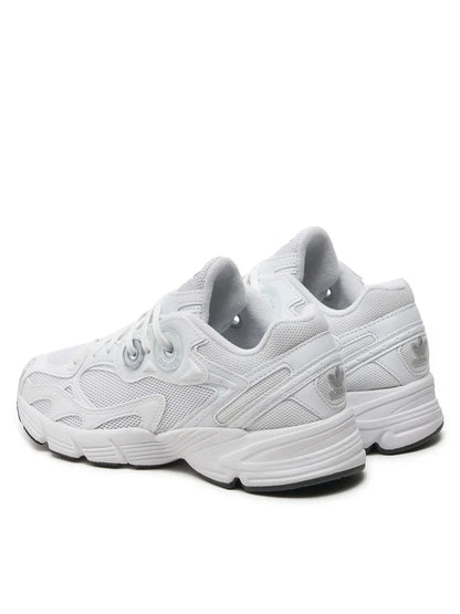 I Adidas Astir IE9887