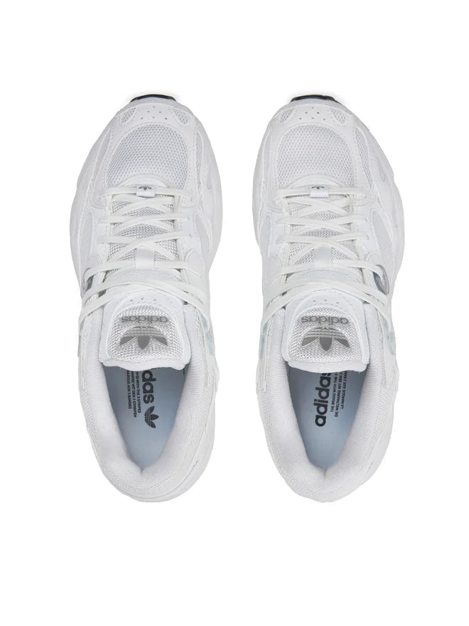I Adidas Astir IE9887