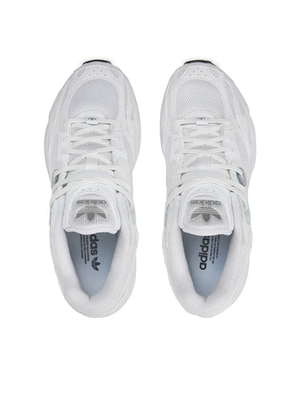 I Adidas Astir IE9887