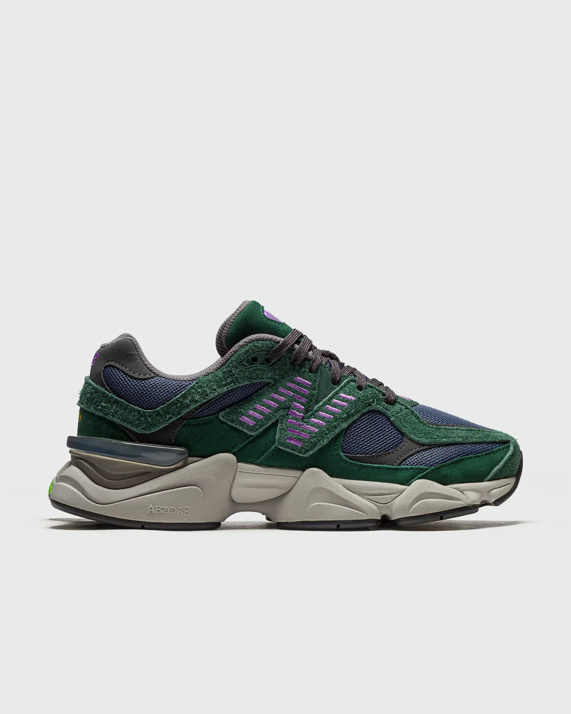 X New Balance 9060 Nightwatch Green