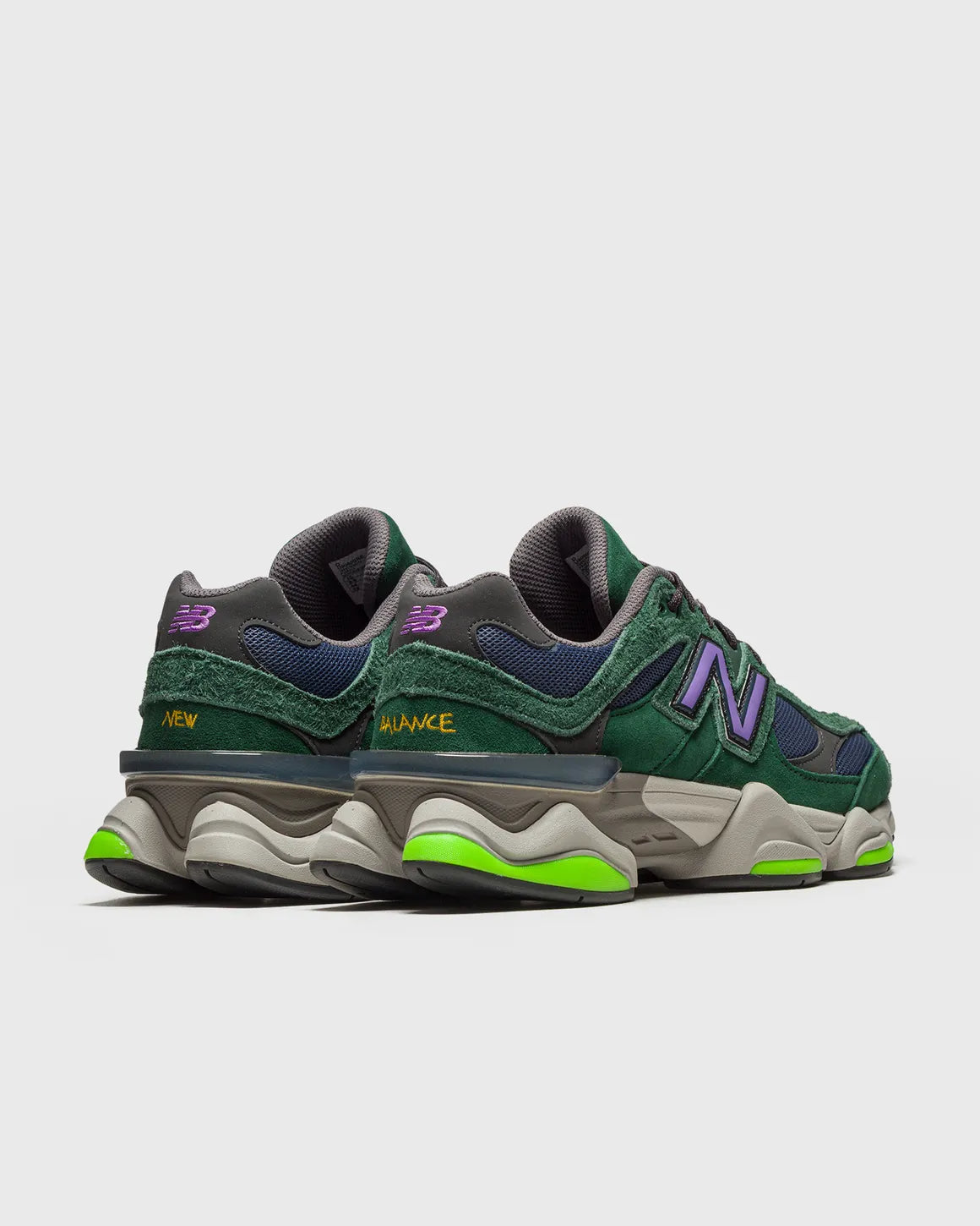 X New Balance 9060 Nightwatch Green
